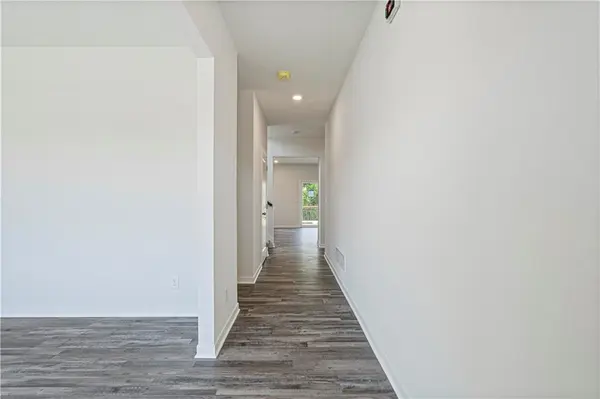 10306 Tuscany Pkwy, Peculiar, MO 64078