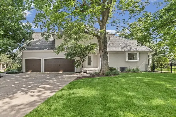 14302 Briar ST, Leawood, KS 66224