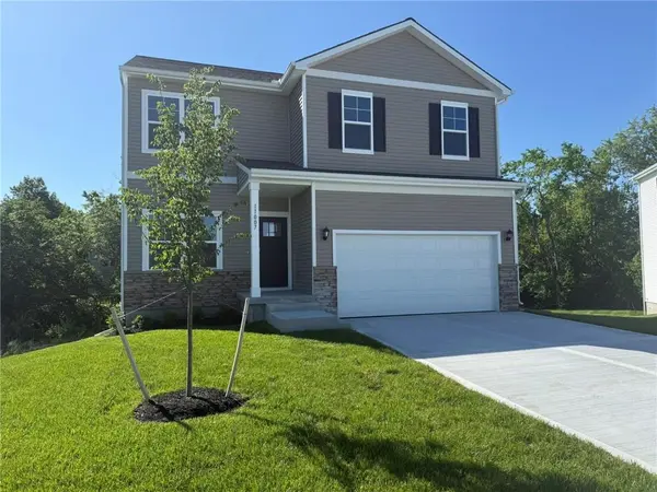 721 Solstice CIR, Belton, MO 64012