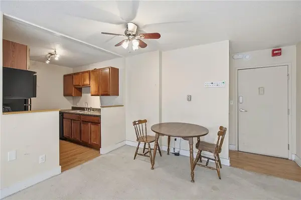 600 E 8th ST #2K, Kansas City, MO 64106