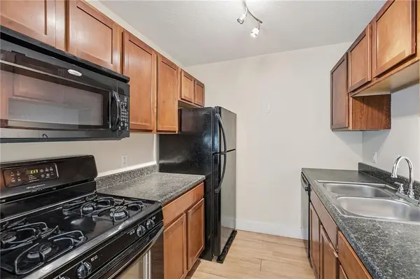 600 E 8th ST #2K, Kansas City, MO 64106