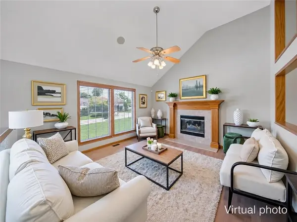 14637 Crystal PL, Grandview, MO 64030