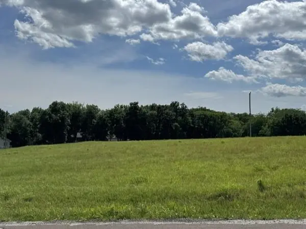 Lot SU2520 Gulfstream DR, Gallatin, MO 64640