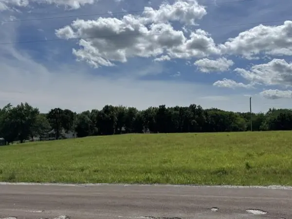 Lot SU2520 Gulfstream DR, Gallatin, MO 64640
