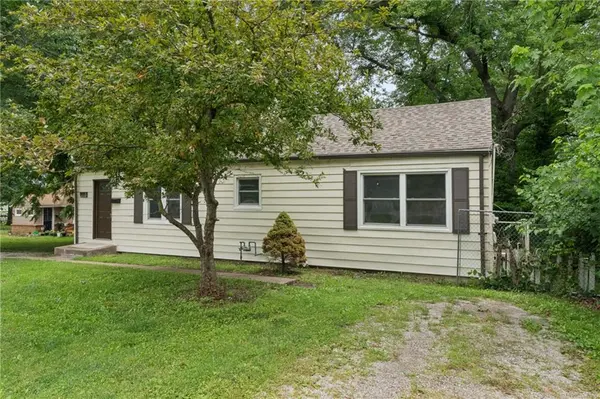 2811 S Northern BLVD, Independence, MO 64052