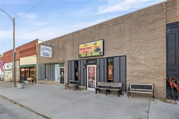 309 Maple ST, Overbrook, KS 66524