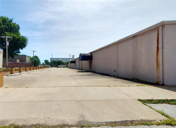 218 S Summit ST, Girard, KS 66743