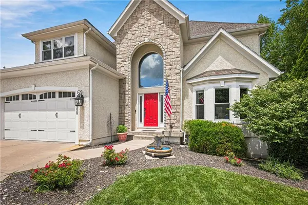 10908 W 144th ST, Overland Park, KS 66221