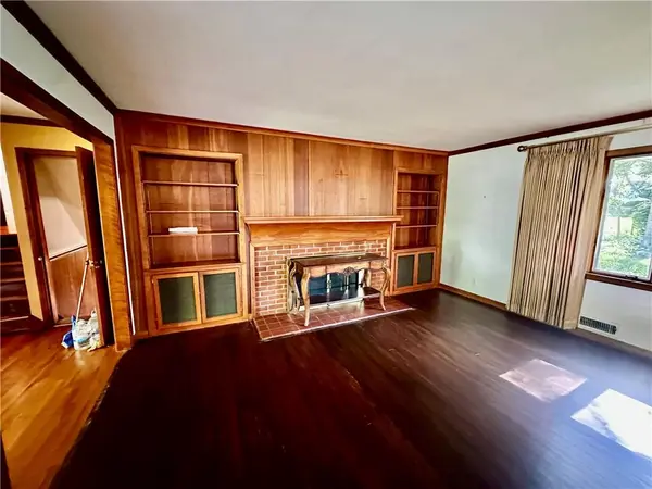 403 Lawn AVE, Maryville, MO 64468