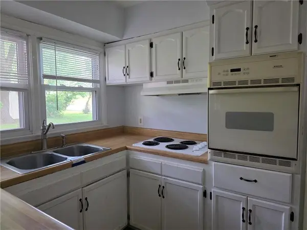 1706 S Eddy ST, Fort Scott, KS 66701