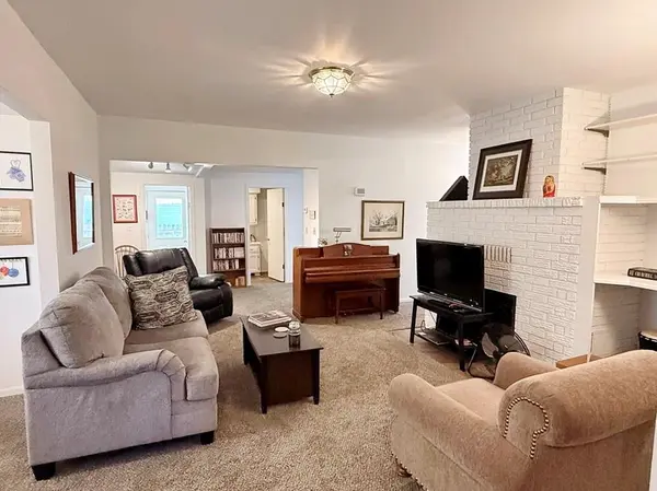 628 W Arch ST, Nevada, MO 64772