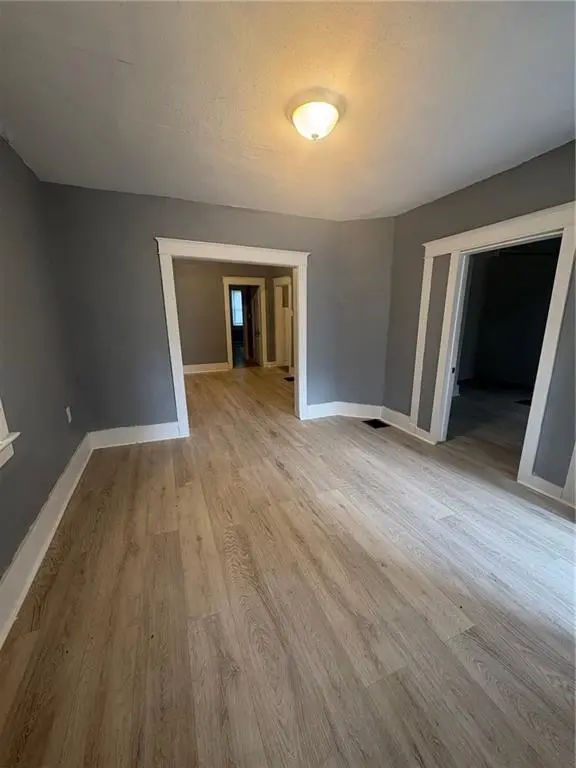5214 Scarritt AVE, Kansas City, MO 64123