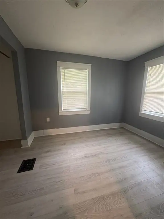 5214 Scarritt AVE, Kansas City, MO 64123