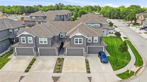 21843 W 123rd TER, Olathe, KS 66061