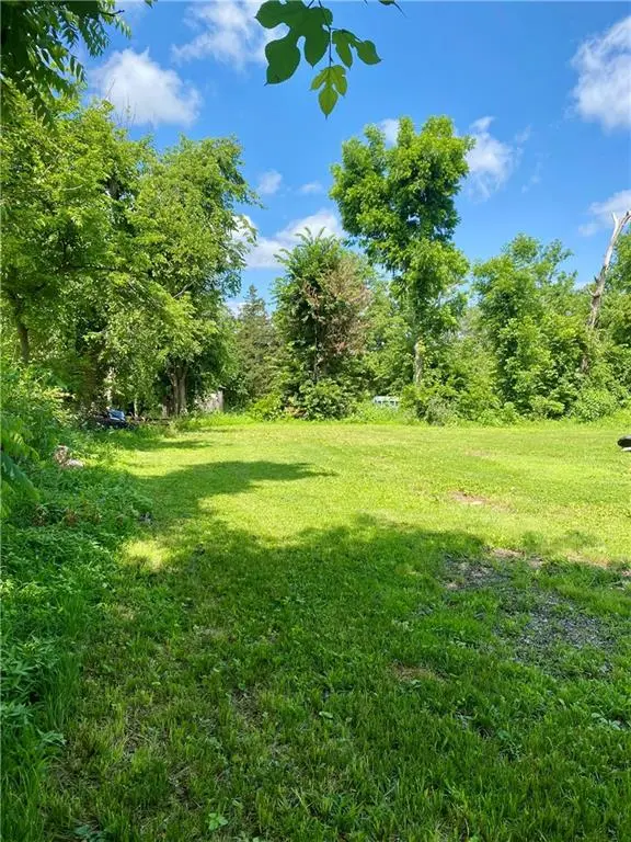 34600 S State Route F HWY, Garden City, MO 64747