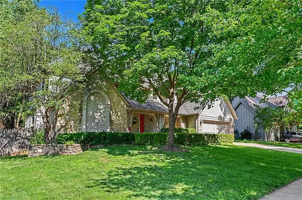 5710 N Spruce AVE, Kansas City, MO 64119
