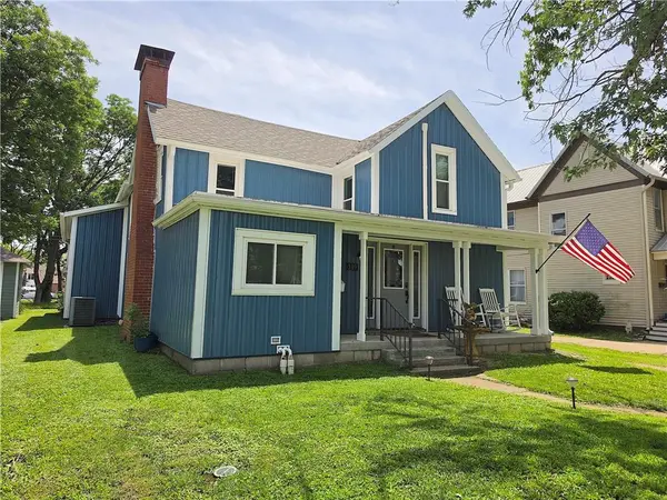 309 S Washington AVE, Iola, KS 66749