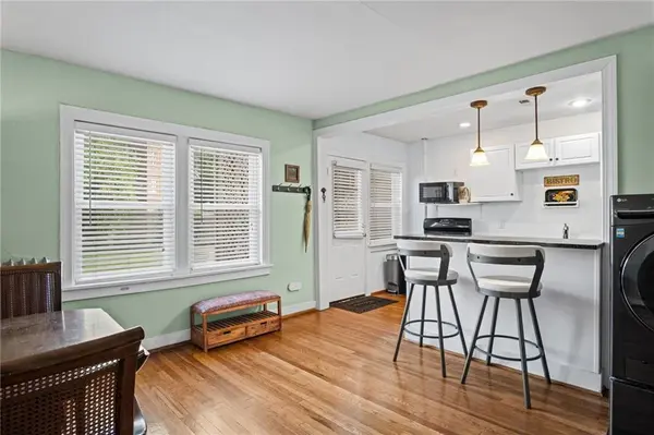 212 Emanuel Cleaver II BLVD #2 West, Kansas City, MO 64112