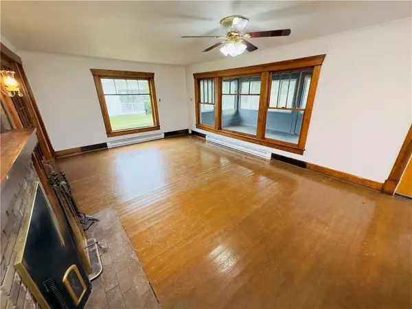 409 W Miller ST, Appleton City, MO 64724