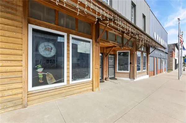 115 N 3rd ST, Burlington, KS 66839
