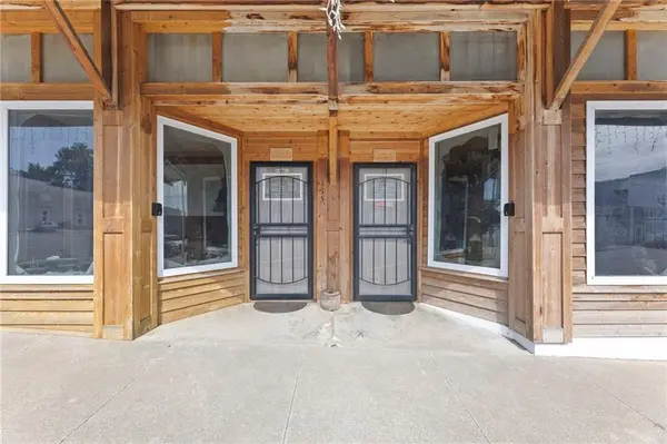 115 N 3rd ST, Burlington, KS 66839