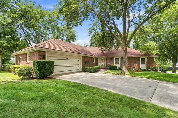 71 E 106th TER, Kansas City, MO 64114