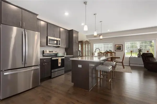 7800 W 123rd ST #118, Overland Park, KS 66213