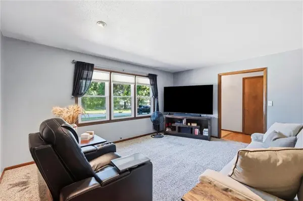 3714 N 154th TER, Basehor, KS 66007