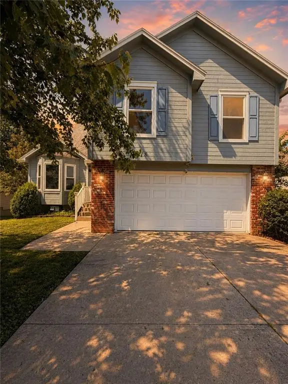 1415 Hamilton ST, Warrensburg, MO 64093