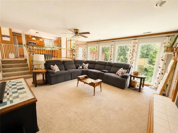 1415 Hamilton ST, Warrensburg, MO 64093