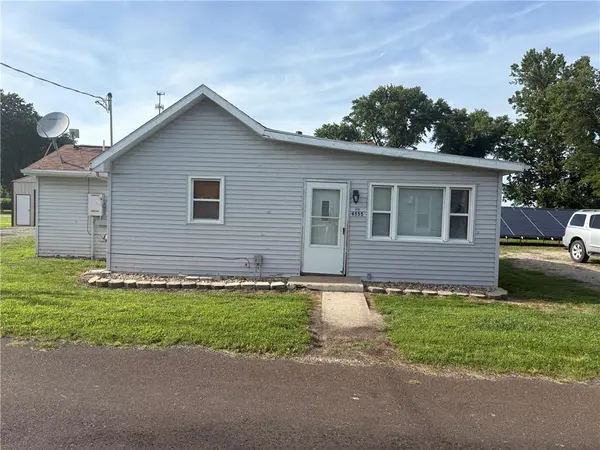6555 SW George ST, St Joseph, MO 64504