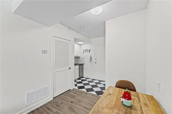 4528 N Broadway BLVD #1N, Kansas City, MO 64111