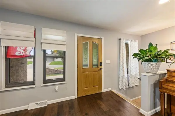 703 Ozark Short Line CT, Odessa, MO 64076