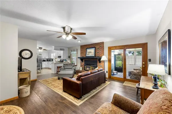 15911 S State Route KK HWY, Pleasant Hill, MO 64080