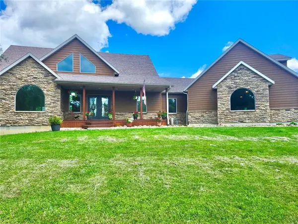 18657 W 240th AVE, Bethany, MO 64424