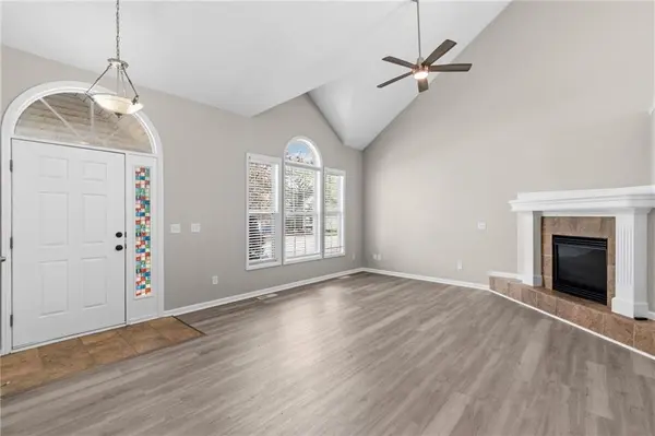 9112 N Camden AVE, Kansas City, MO 64154