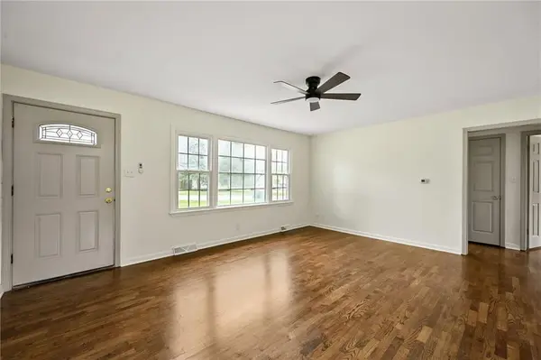 3032 Iowa ST, Leavenworth, KS 66048