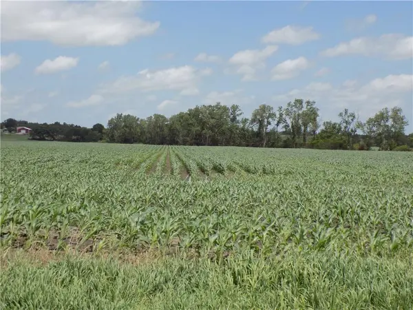 300 Road & Oregon RD, Kincaid, KS 66039
