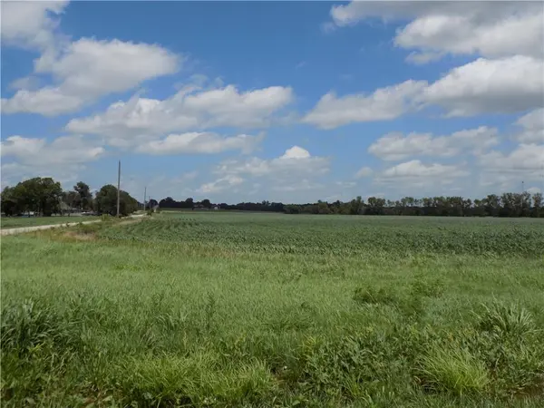 300 Road & Oregon RD, Kincaid, KS 66039
