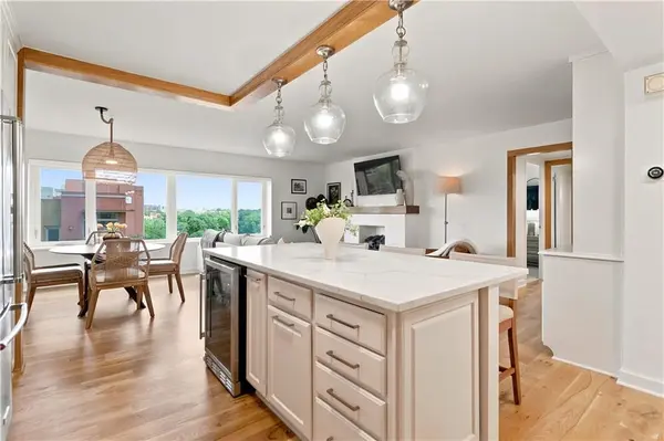 4545 Wornall RD #609, Kansas City, MO 64111