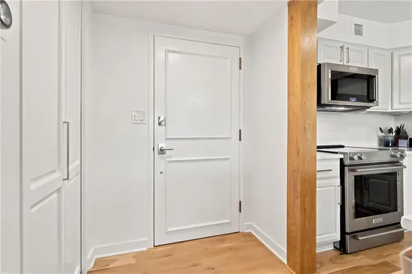 4545 Wornall RD #609, Kansas City, MO 64111