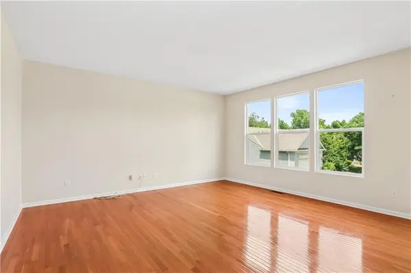 4904 NE 79 ST, Kansas City, MO 64119
