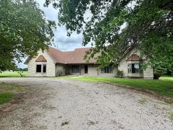 2160 3rd RD, Le Roy, KS 66857