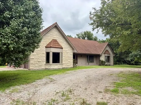 2160 3rd RD, Le Roy, KS 66857