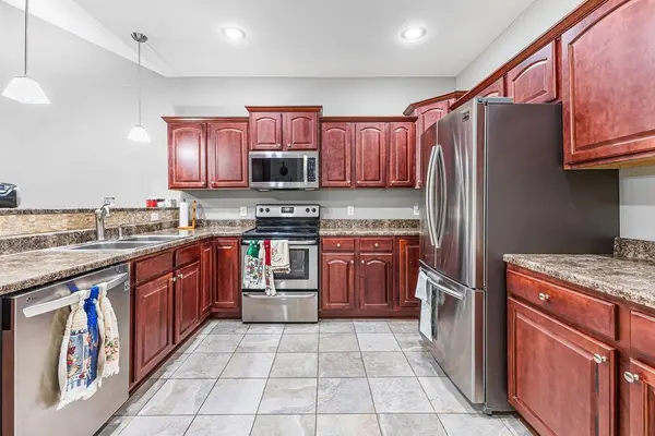 3738 Charles ST, St Joseph, MO 64506