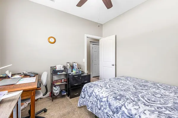 3738 Charles ST, St Joseph, MO 64506