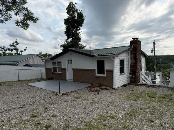 26274 Waterview DR, Warsaw, MO 65355