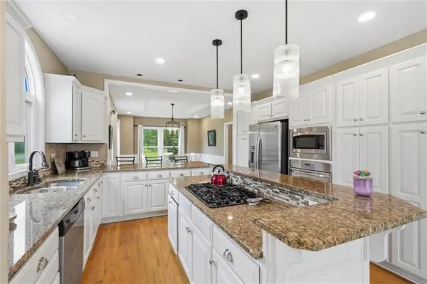 25290 Quivira RD, Louisburg, KS 66053