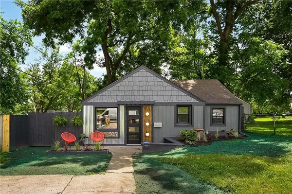 505 E 82ND ST, Kansas City, MO 64131