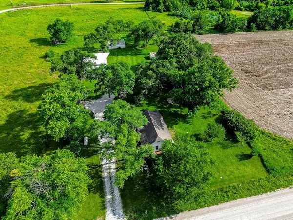 1945 N 900th RD, Eudora, KS 66025
